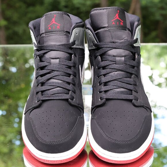 Air Jordan 1 Mid Johnny Kilroy - Picture 9 of 13